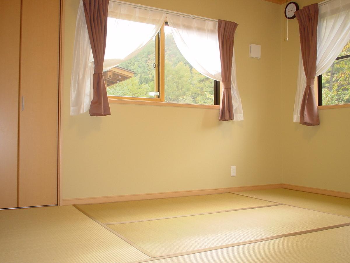 Pension Ookinaki Bed & Breakfast Fujikawaguchiko Exterior photo